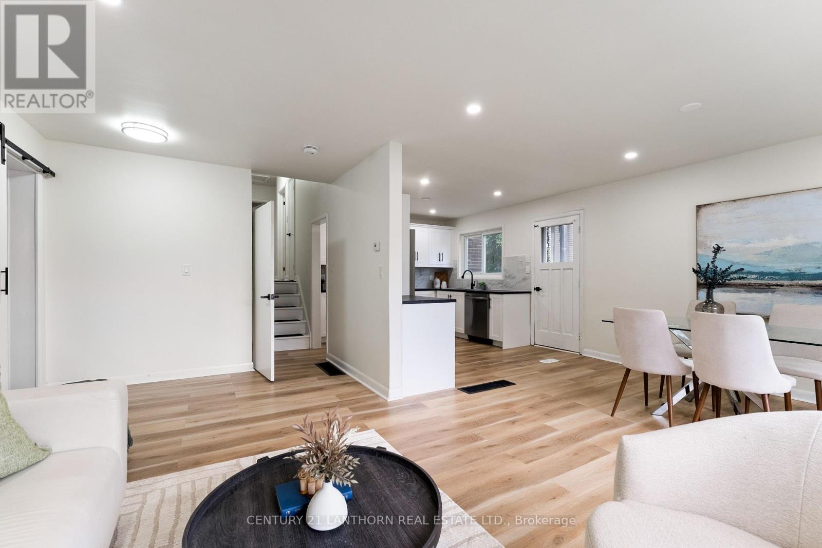 94 Rollins Drive, Belleville, Ontario  K8N 4J5 - Photo 4 - X12379192