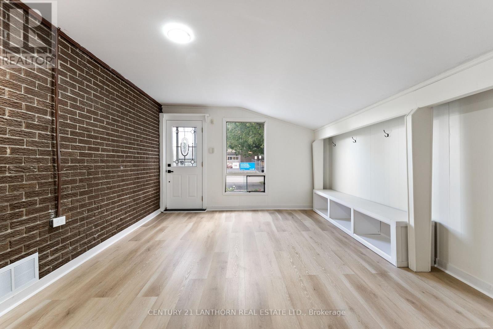 94 Rollins Drive, Belleville, Ontario  K8N 4J5 - Photo 14 - X12379192