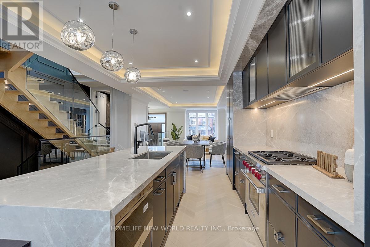 625 Soudan Avenue, Toronto, Ontario  M4S 1X7 - Photo 9 - C12459157