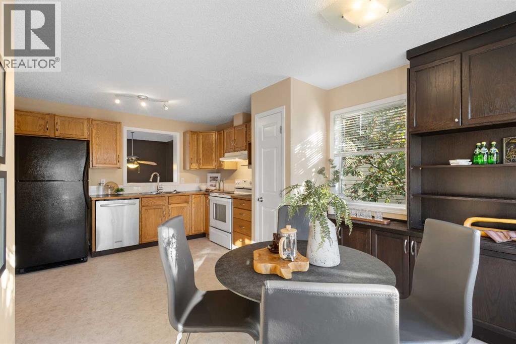 209 Copperfield Lane Se, Calgary, Alberta  T2Z 4T2 - Photo 10 - A2262860