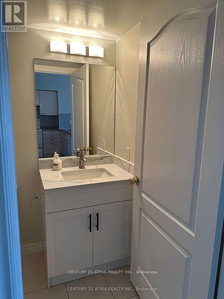 915 - 51 Times Avenue, Markham, Ontario  L3T 7X7 - Photo 13 - N12459156