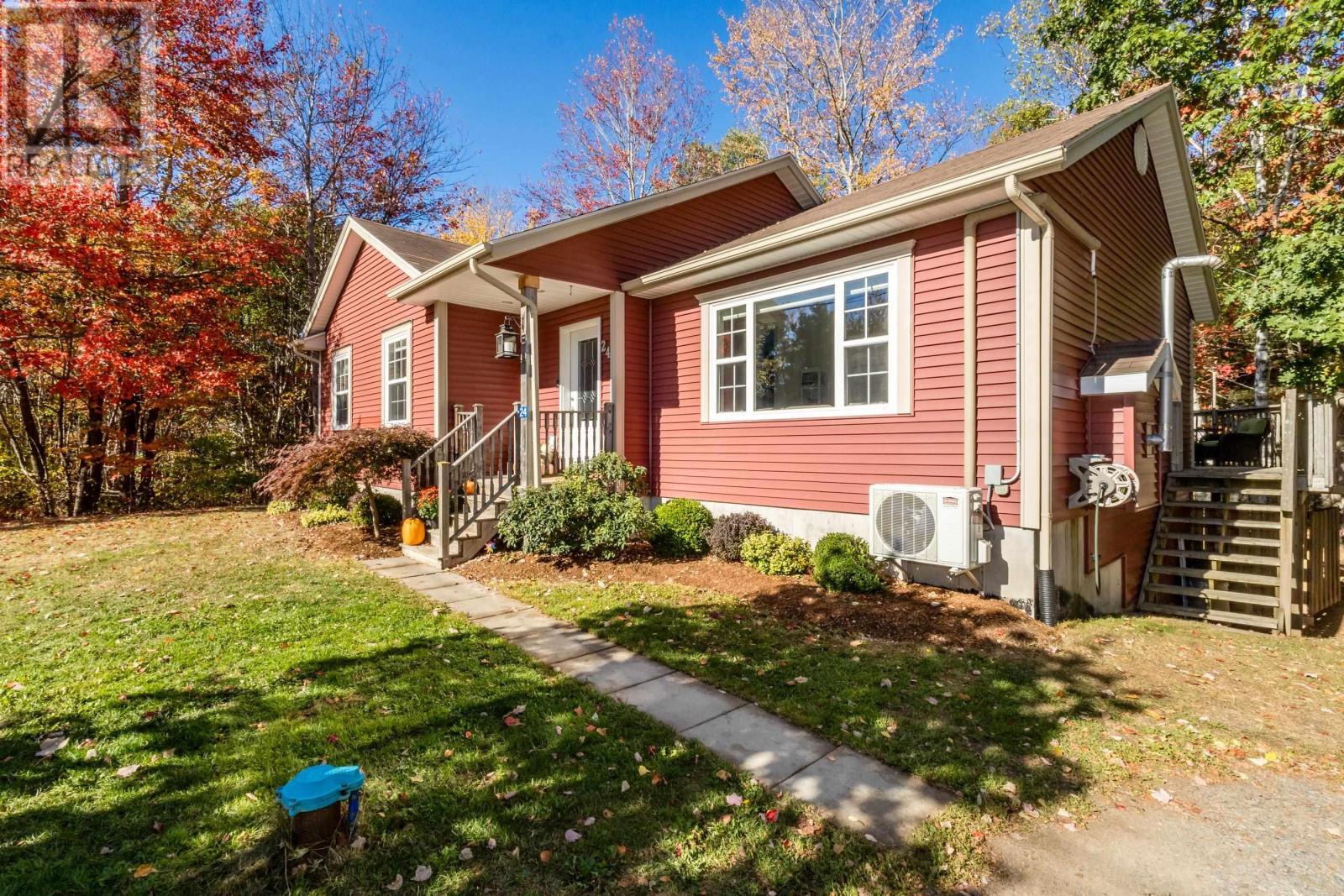 24 Gravenstein Drive, Berwick, Nova Scotia  B0P 1E0 - Photo 3 - 202525688