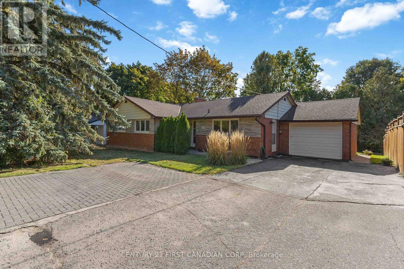 296 SARNIA ROAD, London North, Ontario