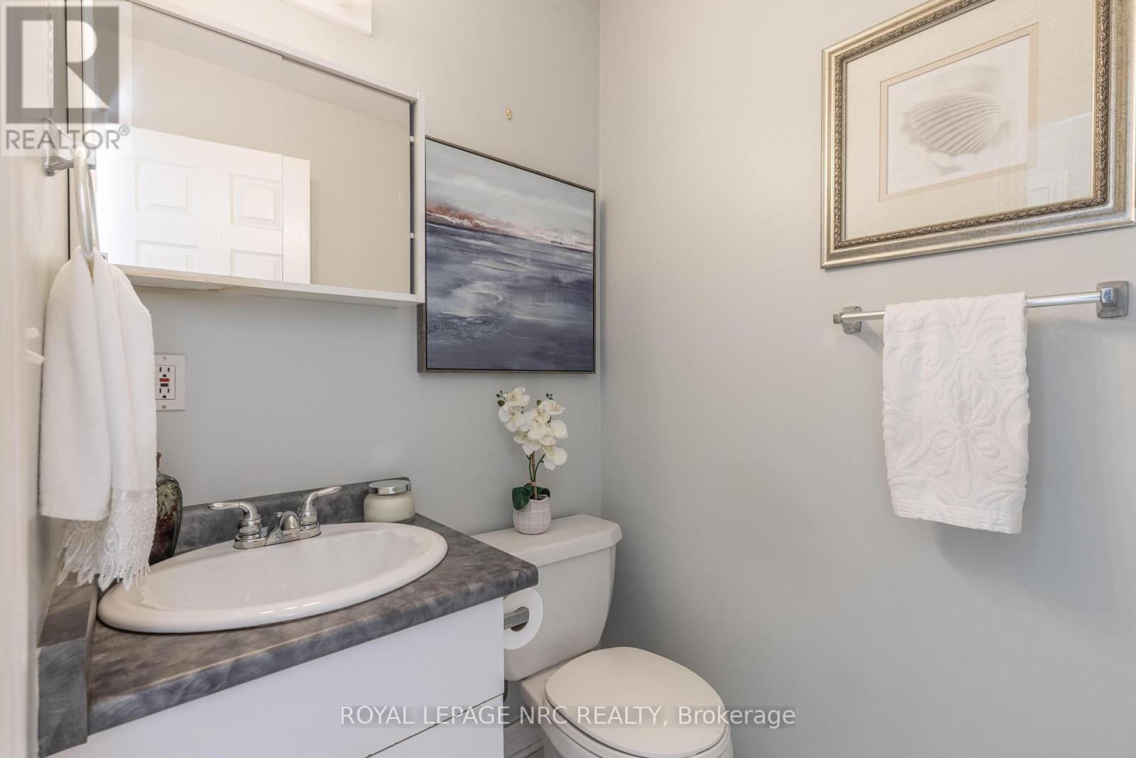 7778 Yvette Crescent, Niagara Falls, Ontario  L2H 3B6 - Photo 24 - X12459164