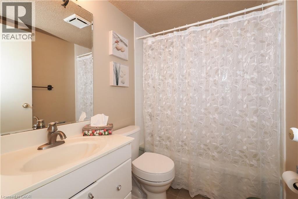 80 Breckenridge Drive Unit# 102, Kitchener, Ontario  N2B 2N9 - Photo 20 - 40770189