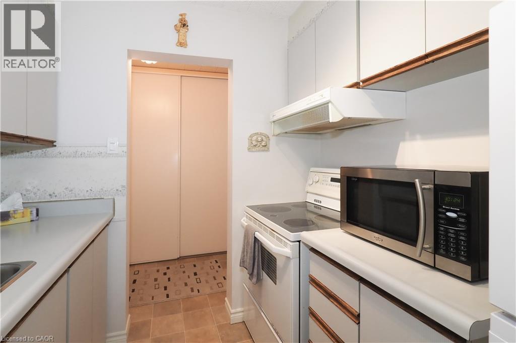 80 Breckenridge Drive Unit# 102, Kitchener, Ontario  N2B 2N9 - Photo 14 - 40770189