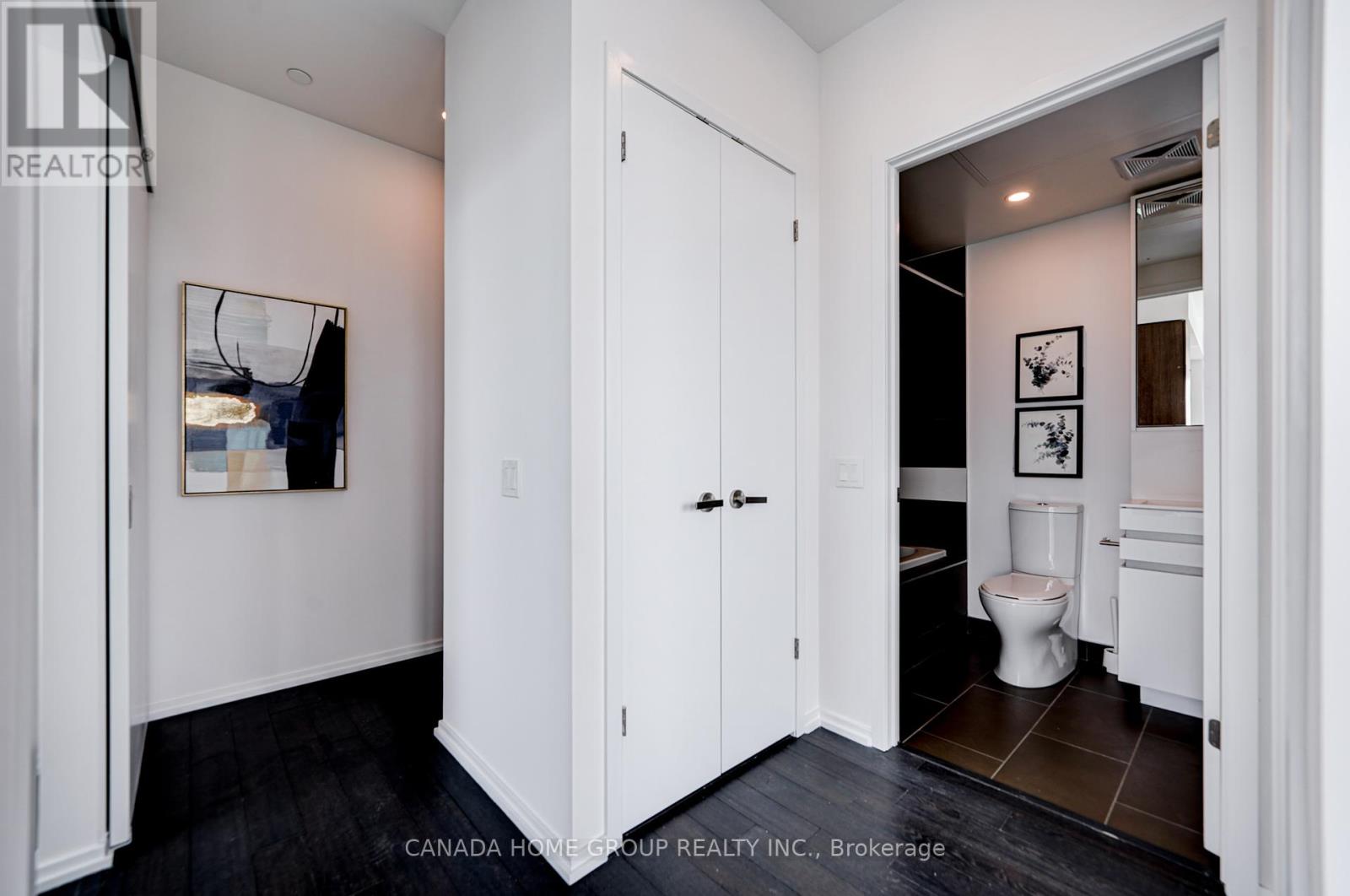 3605 - 197 Yonge Street, Toronto, Ontario  M5B 0C1 - Photo 7 - C12459173