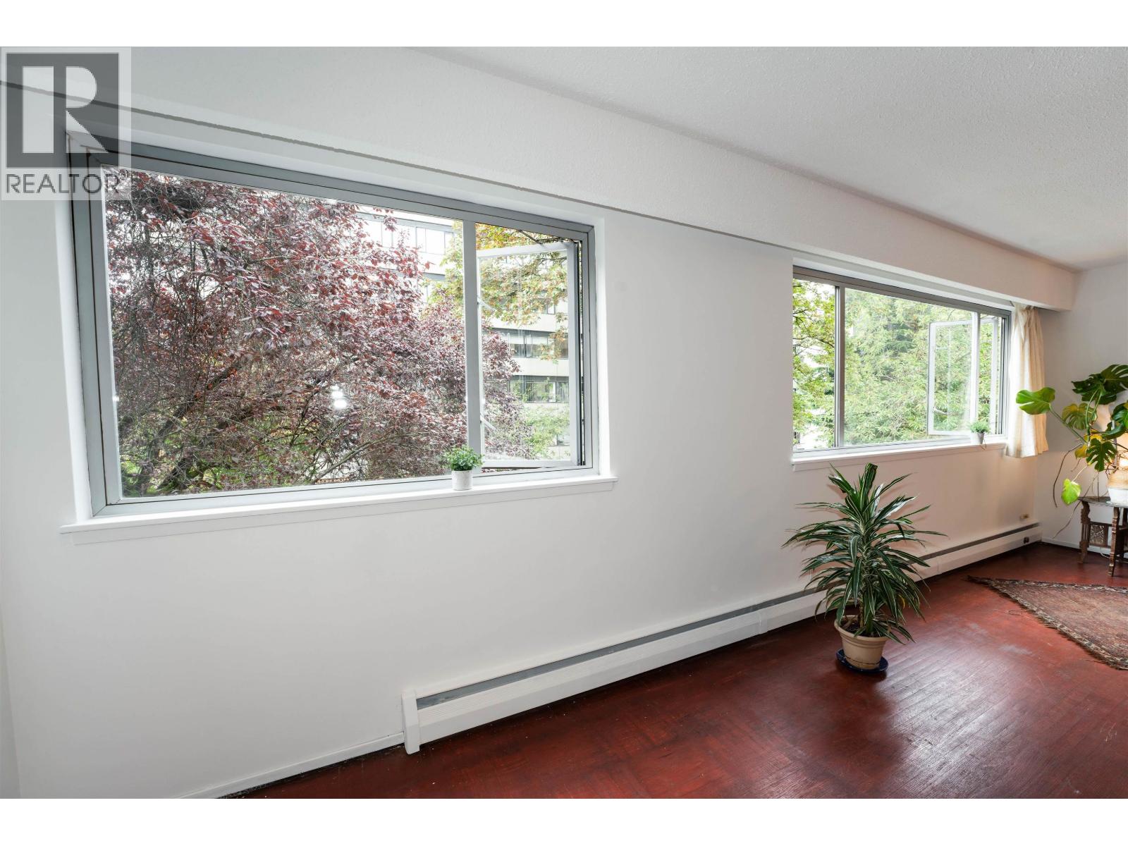 210 1050 Jervis Street, Vancouver, British Columbia  V6E 2C1 - Photo 5 - R3051257