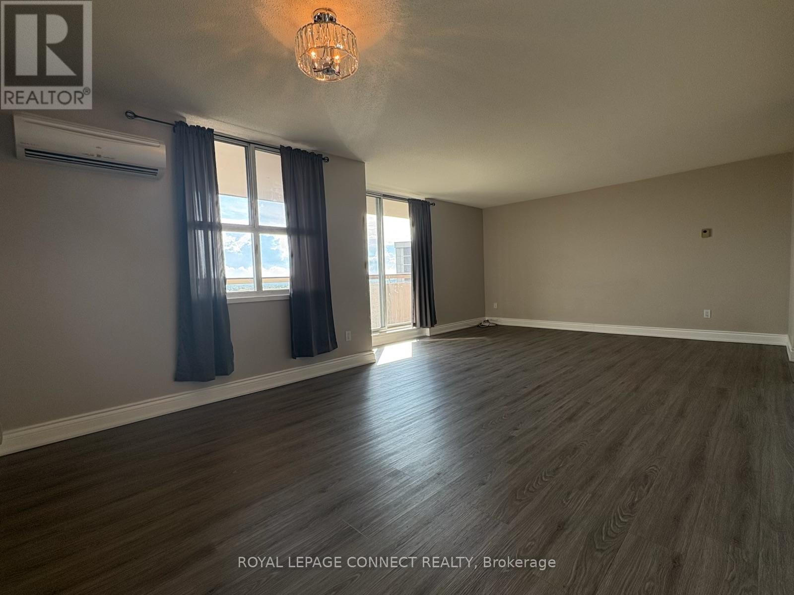 910 - 80 Inverlochy Boulevard, Markham, Ontario  L3T 4P3 - Photo 12 - N12459176