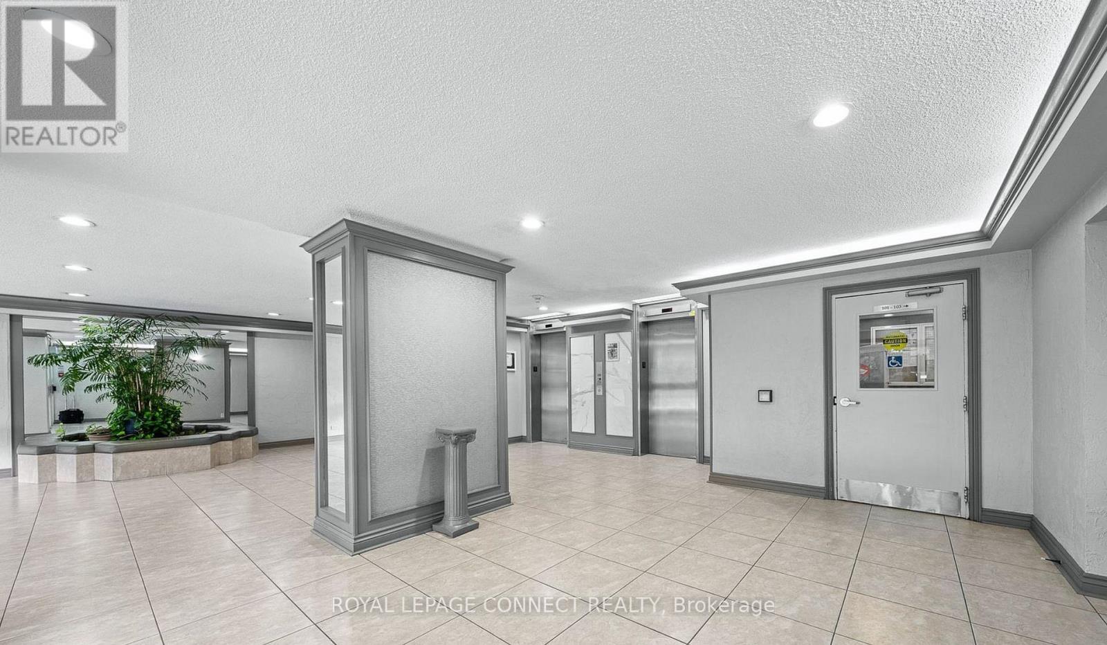 910 - 80 Inverlochy Boulevard, Markham, Ontario  L3T 4P3 - Photo 3 - N12459176
