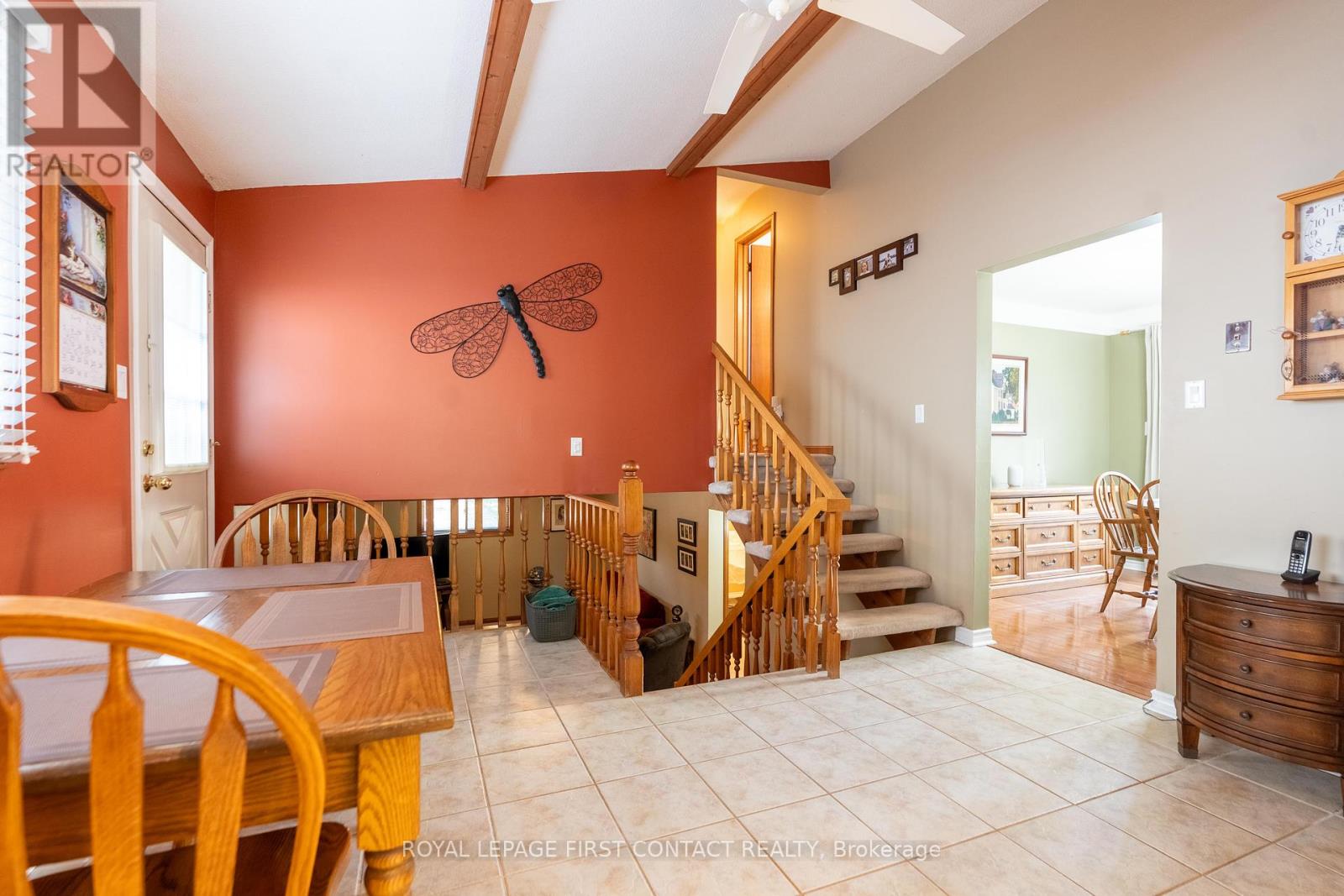 10 Grand Place, Barrie, Ontario  L4N 4Y3 - Photo 6 - S12459169