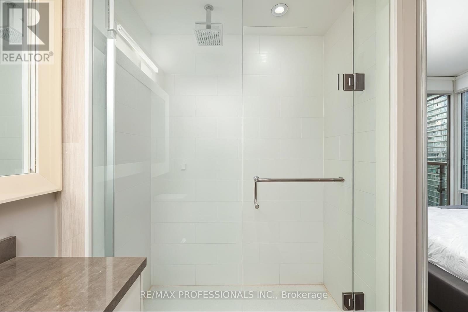 2016 - 88 Park Lawn Road, Toronto, Ontario  M8Y 0B5 - Photo 15 - W12459171