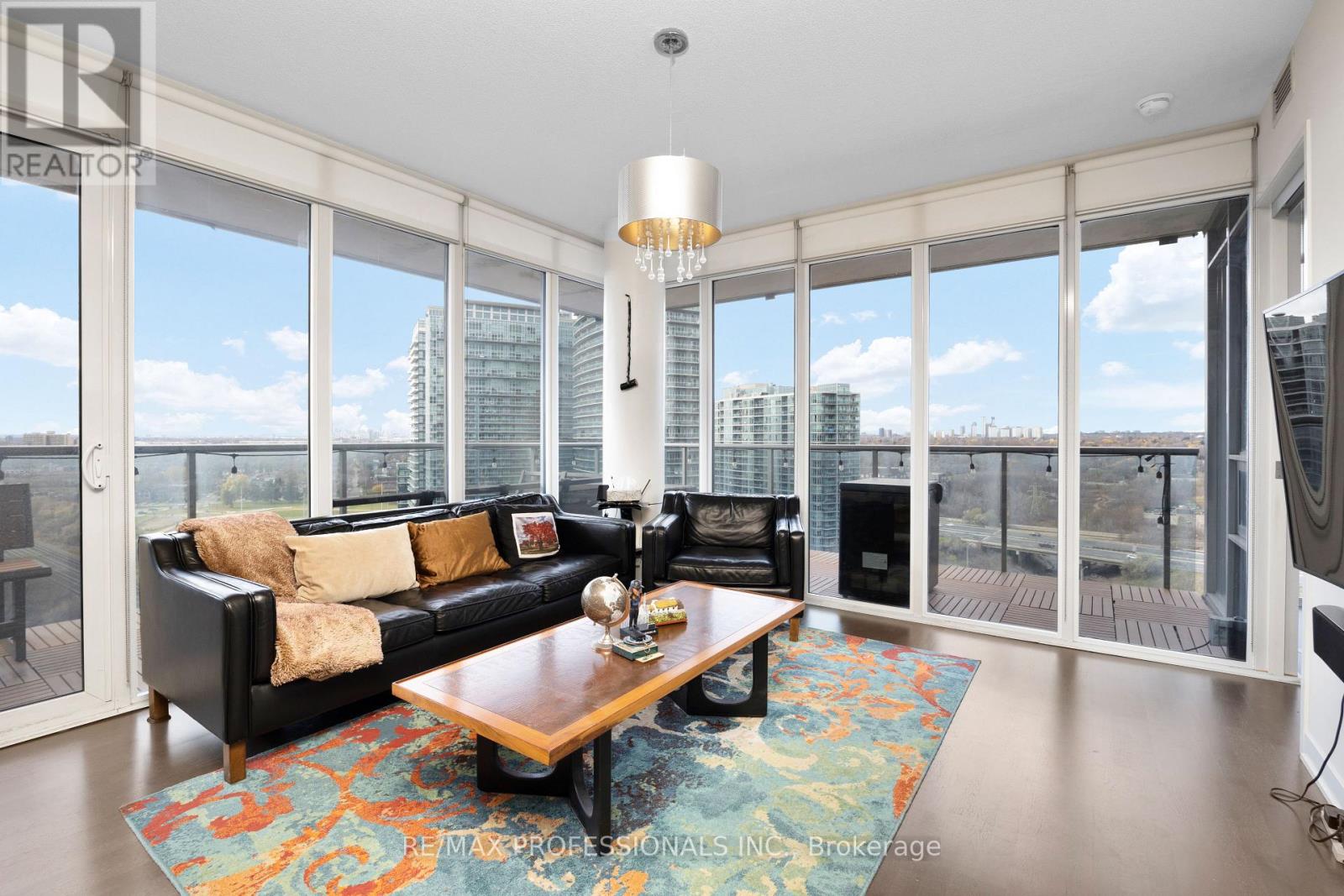 2016 - 88 Park Lawn Road, Toronto, Ontario  M8Y 0B5 - Photo 9 - W12459171