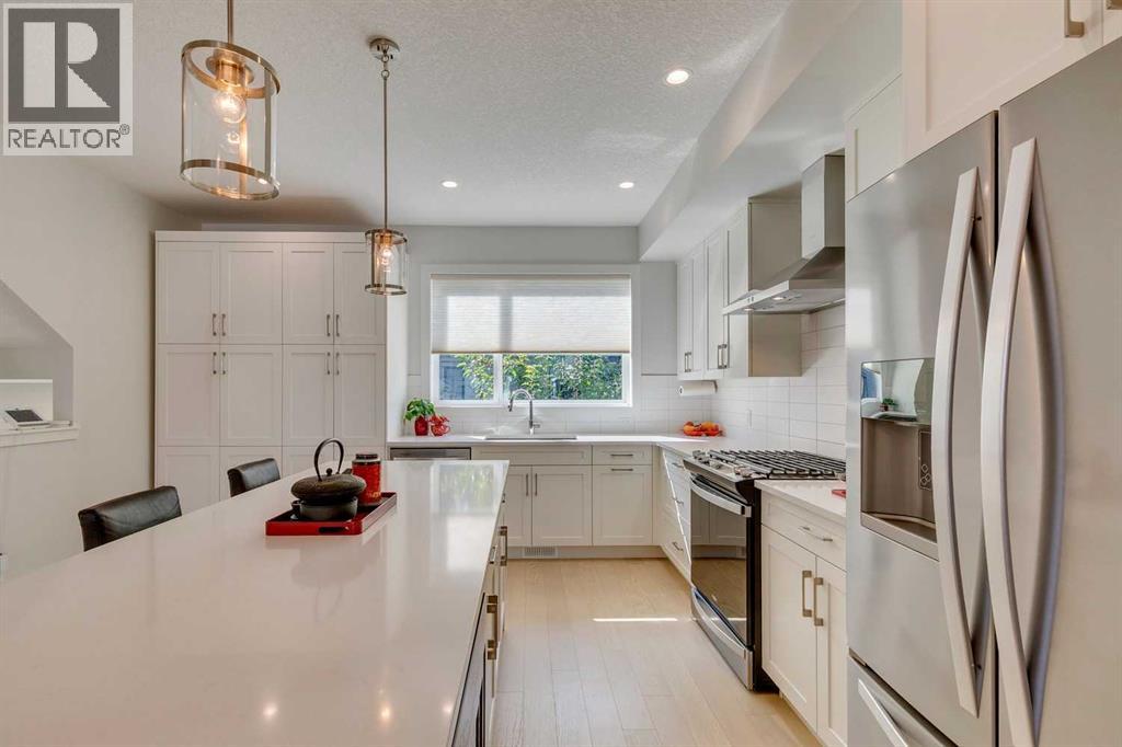 819 Shawnee Terrace Sw, Calgary, Alberta  T2Y 0T4 - Photo 11 - A2255503