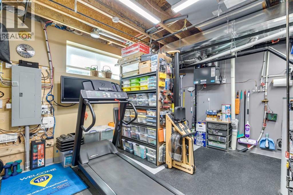 819 Shawnee Terrace Sw, Calgary, Alberta  T2Y 0T4 - Photo 28 - A2255503