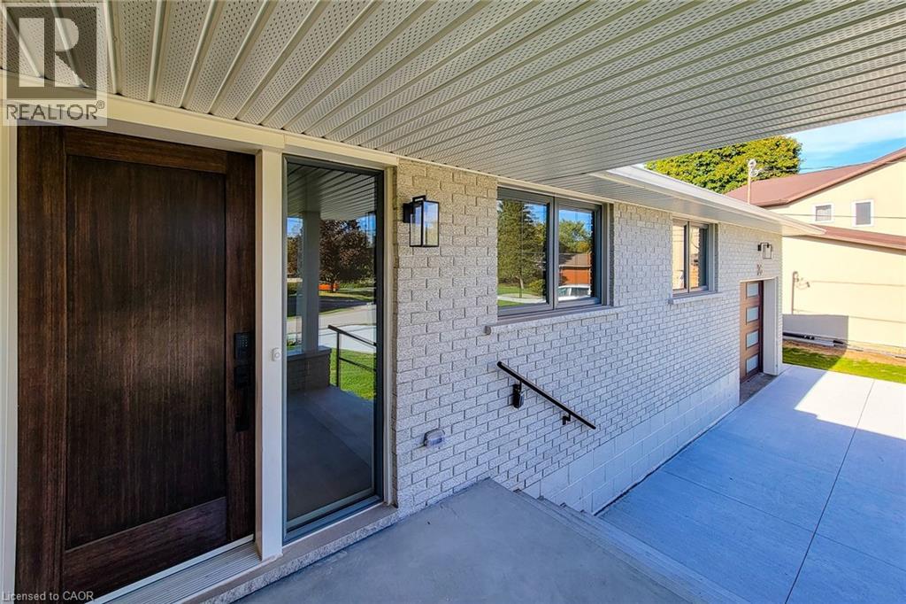 26 George Street, Grimsby, Ontario  L3M 3Y6 - Photo 7 - 40778497