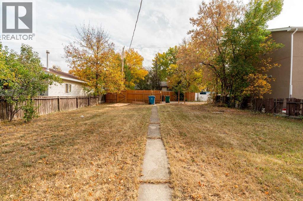 717 12b Street N, Lethbridge, Alberta  T1H 2L8 - Photo 24 - A2261085