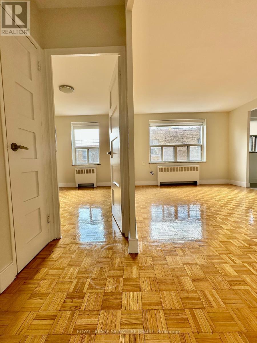 405 - 1291 Bayview Avenue, Toronto, Ontario  M4G 2Z9 - Photo 6 - C12436751