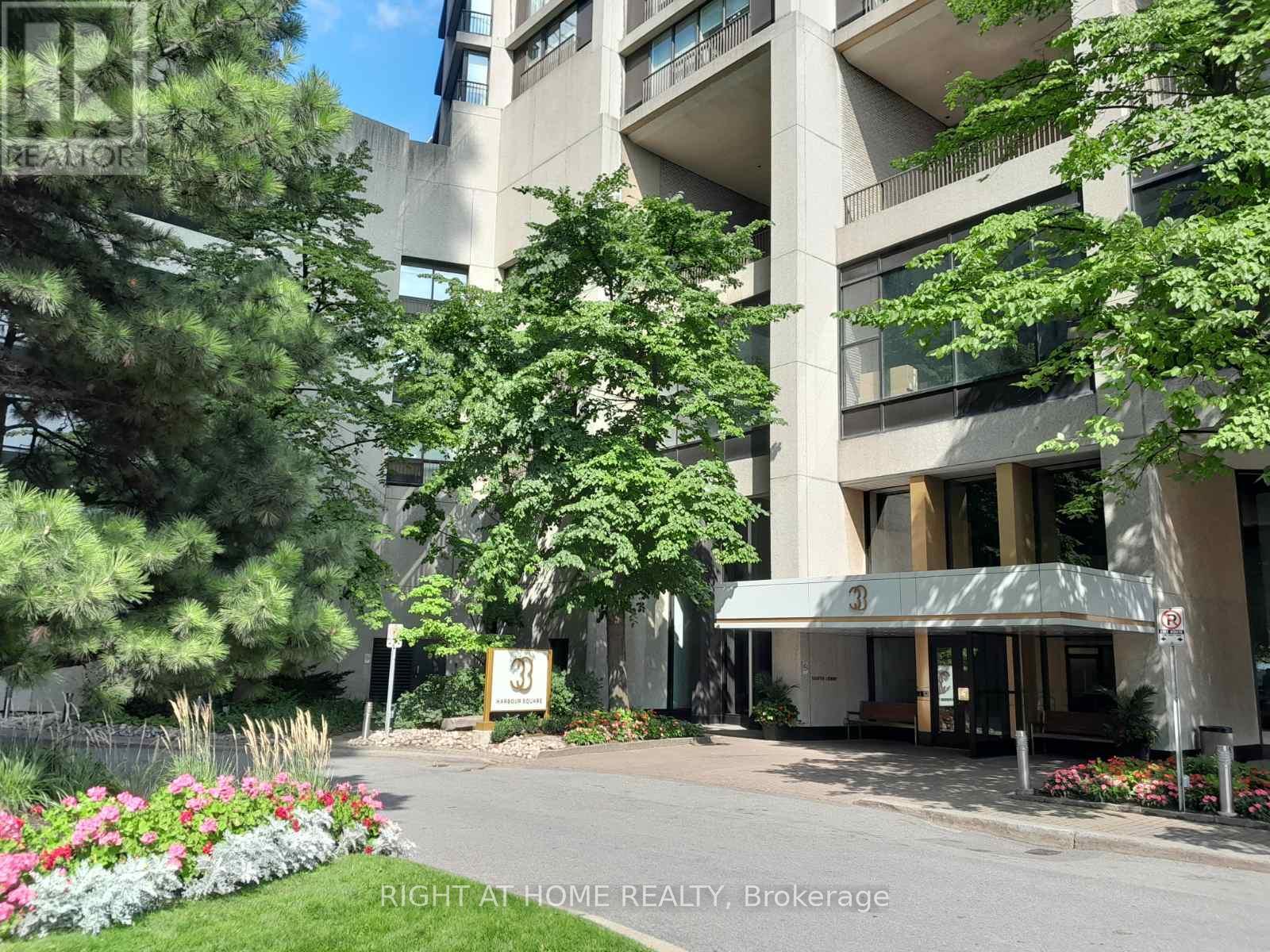3240 - 33 Harbour Square, Toronto, Ontario  M5J 2G2 - Photo 33 - C12459180