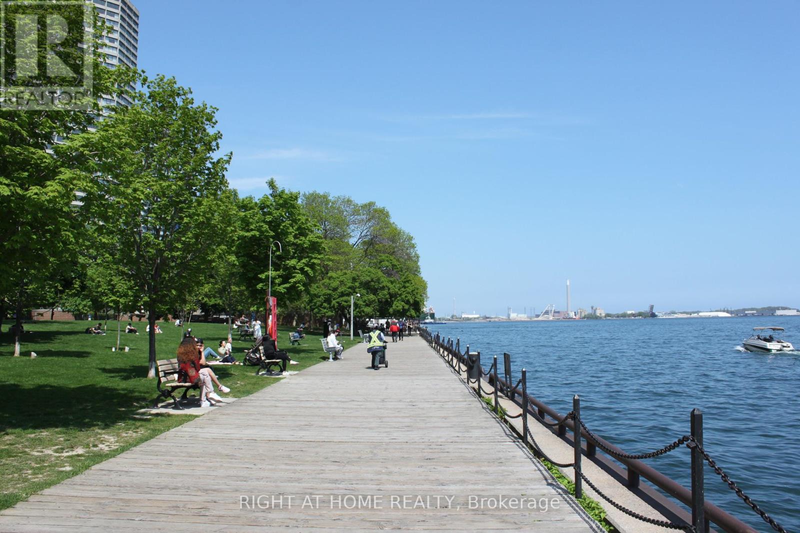 3240 - 33 Harbour Square, Toronto, Ontario  M5J 2G2 - Photo 31 - C12459180