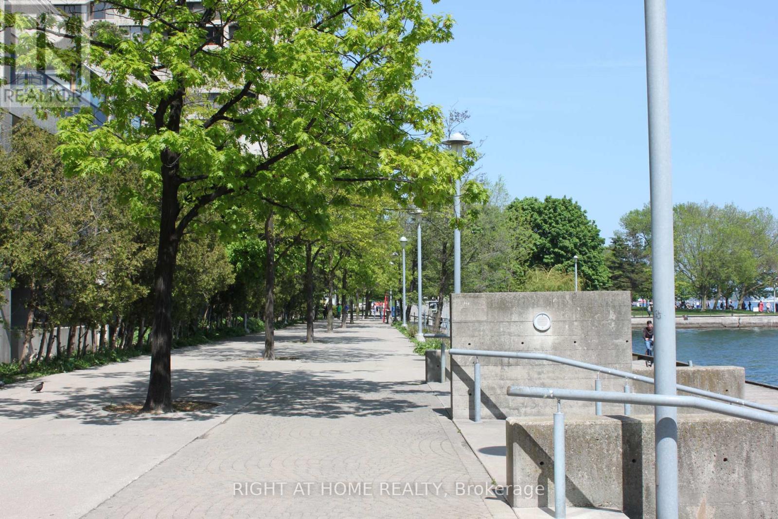 3240 - 33 Harbour Square, Toronto, Ontario  M5J 2G2 - Photo 32 - C12459180
