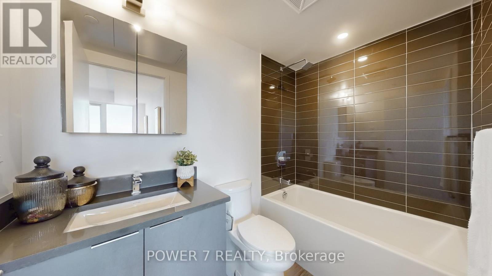 3605 - 2033 Kennedy Rd Road, Toronto, Ontario  M4J 1Y6 - Photo 11 - E12459188