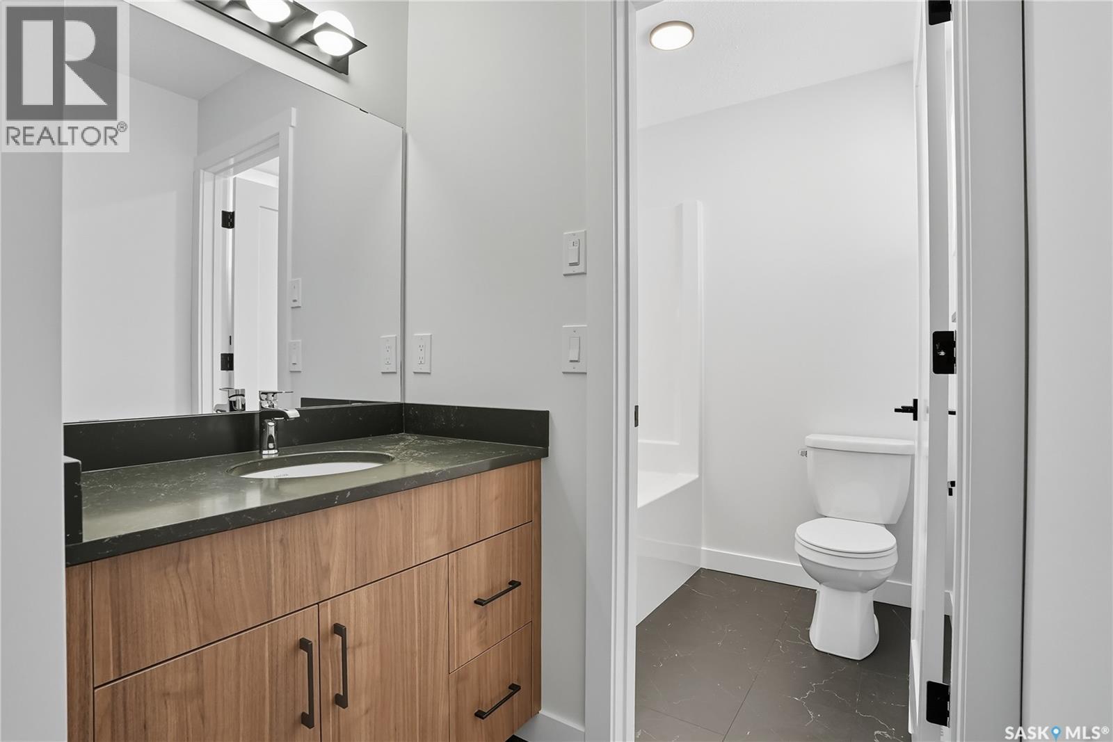 907 Traeger Manor, Saskatoon, Saskatchewan  S7V 1R3 - Photo 33 - SK987748