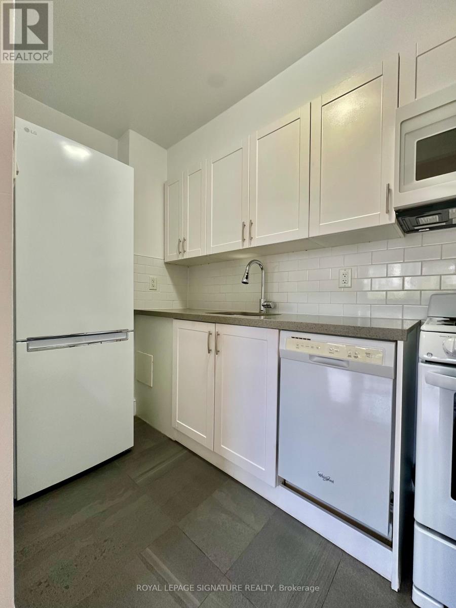 606 - 666 Spadina Avenue, Toronto, Ontario  M5S 2H8 - Photo 8 - C12435637