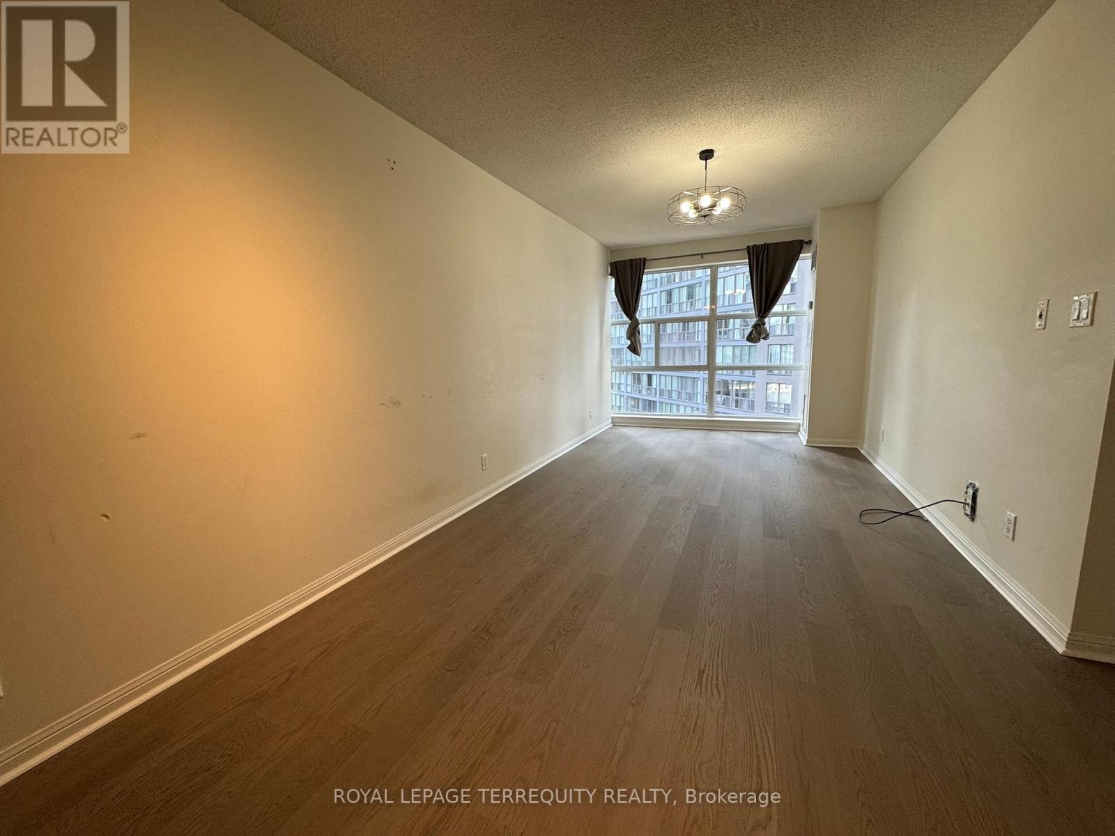 1204 - 11 St Joseph Street, Toronto, Ontario  M4Y 3G4 - Photo 12 - C12458983