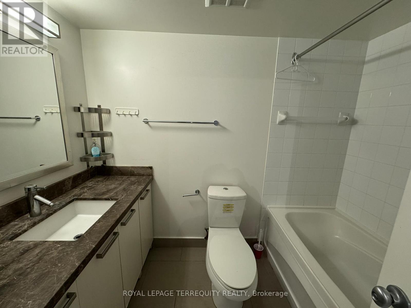 1204 - 11 St Joseph Street, Toronto, Ontario  M4Y 3G4 - Photo 18 - C12458983