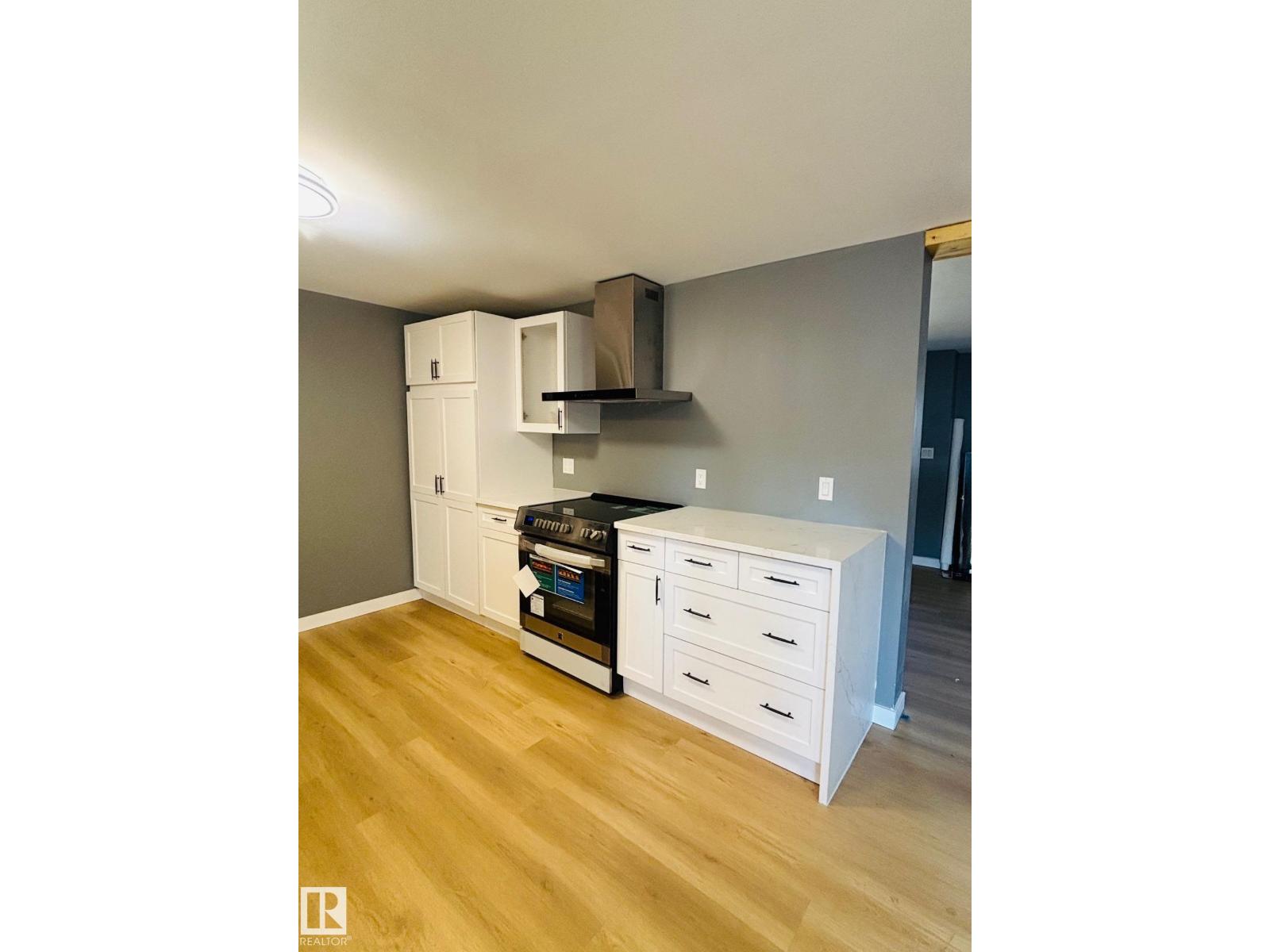 13 Maple Terrace Nw, Edmonton, Alberta  T6P 1H8 - Photo 8 - E4461617