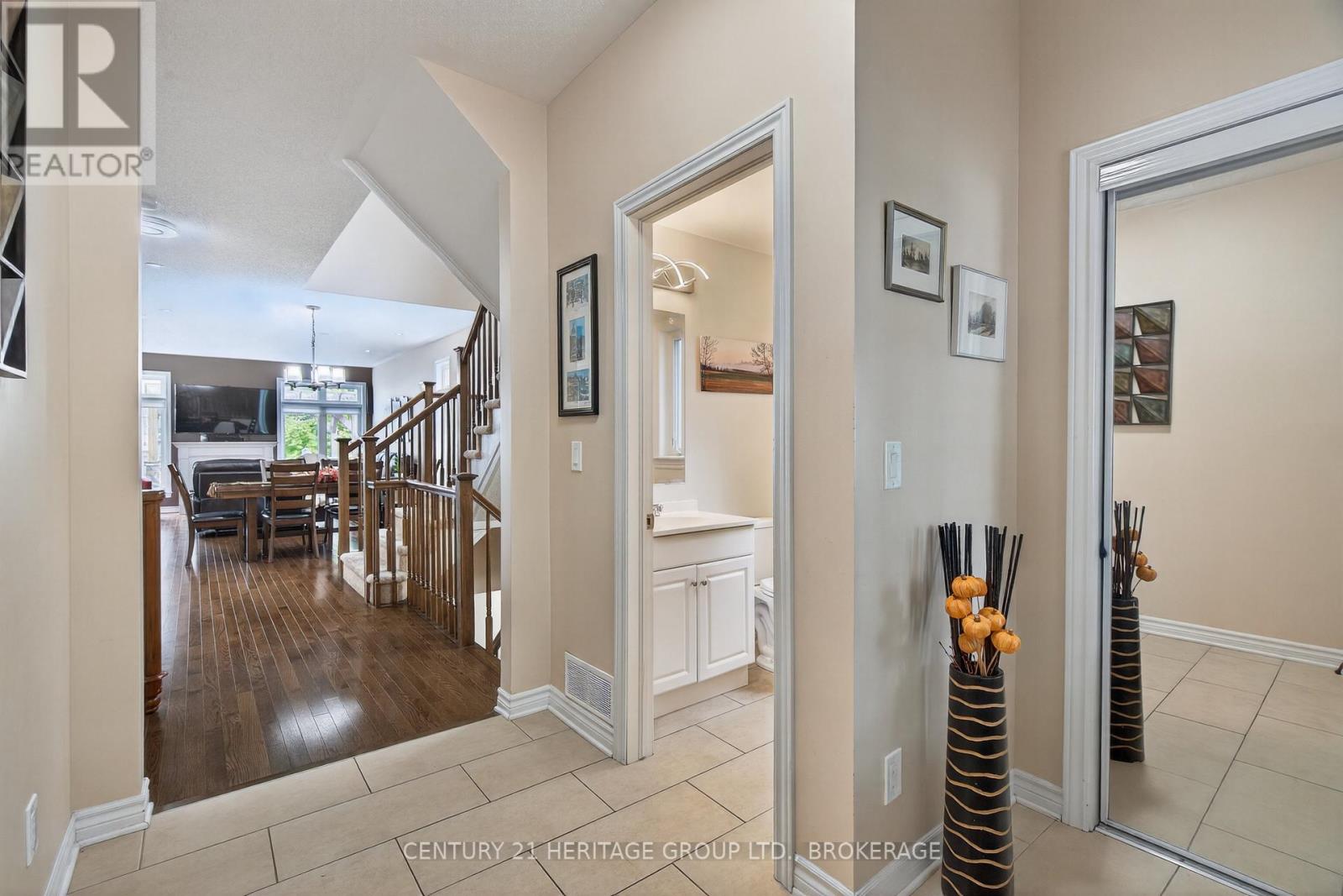 1208 Iris Drive, Kingston, Ontario  K7P 0H6 - Photo 3 - X12459200