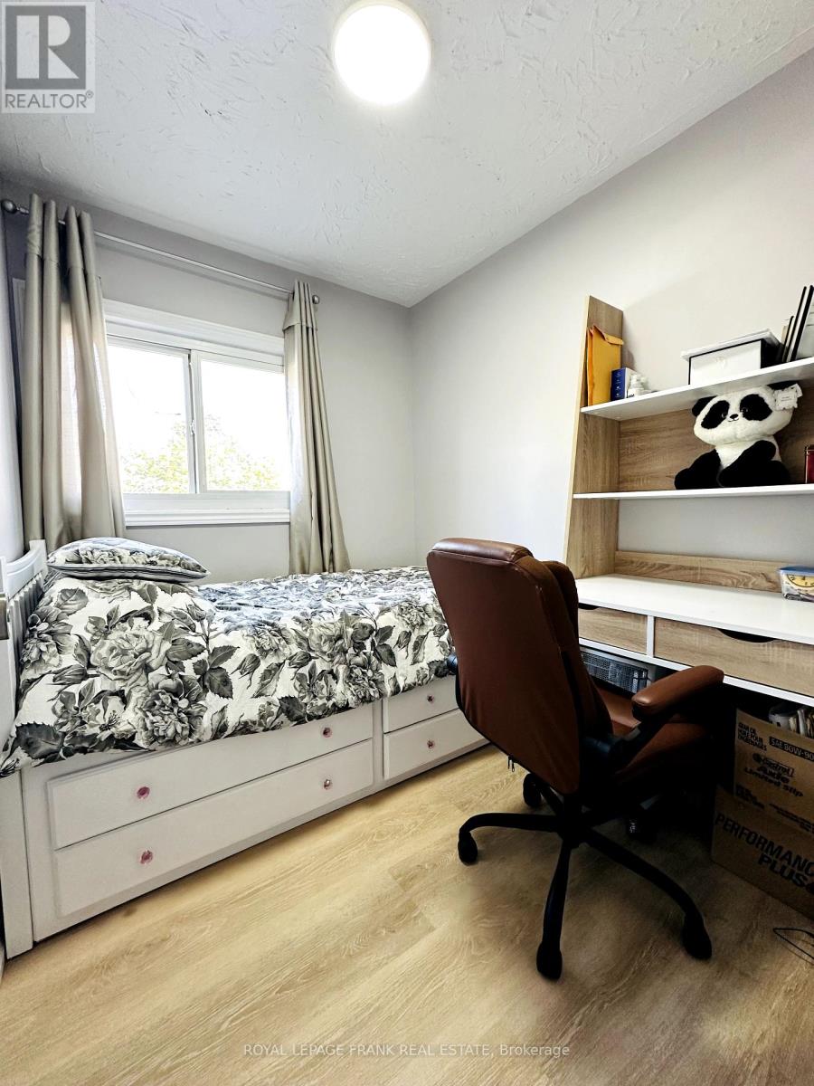 535 Old Highway 2 Highway, Quinte West, Ontario  K8V 5P5 - Photo 5 - X12459199