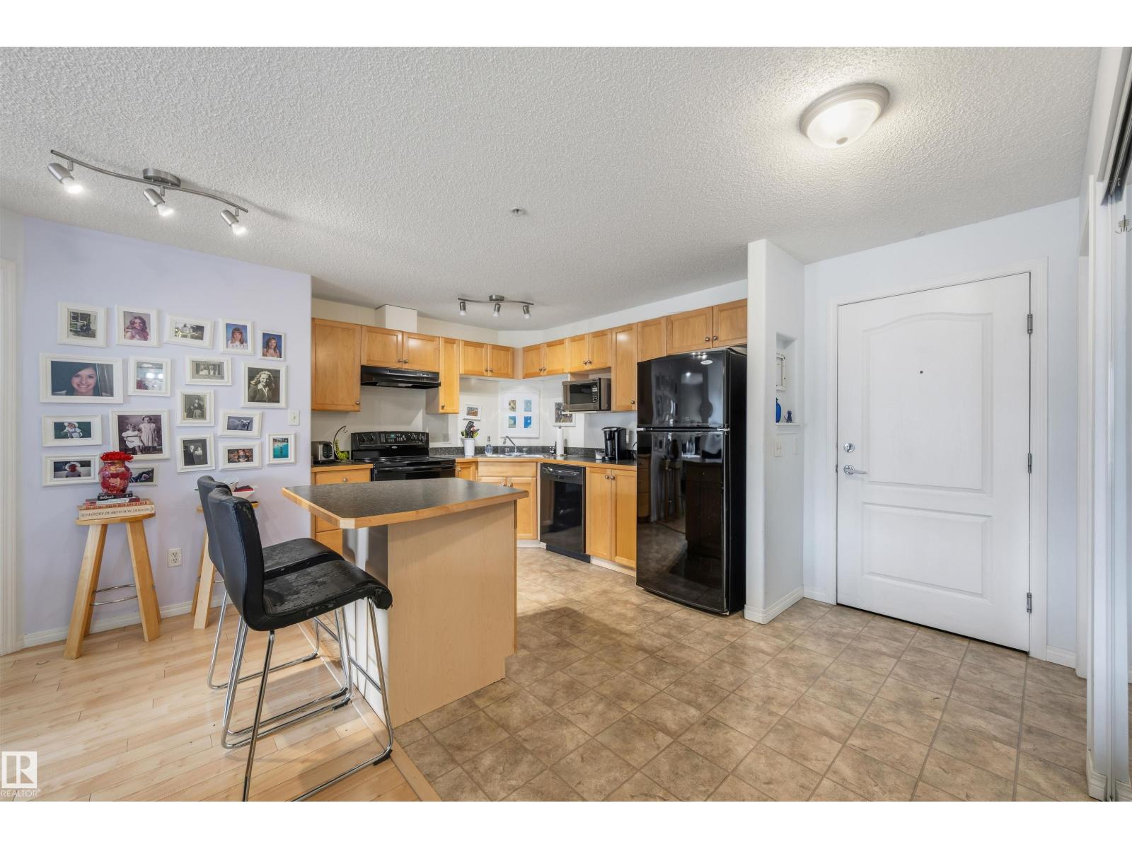 #228 5350 199 St Nw, Edmonton, Alberta  T6M 0A4 - Photo 3 - E4461915