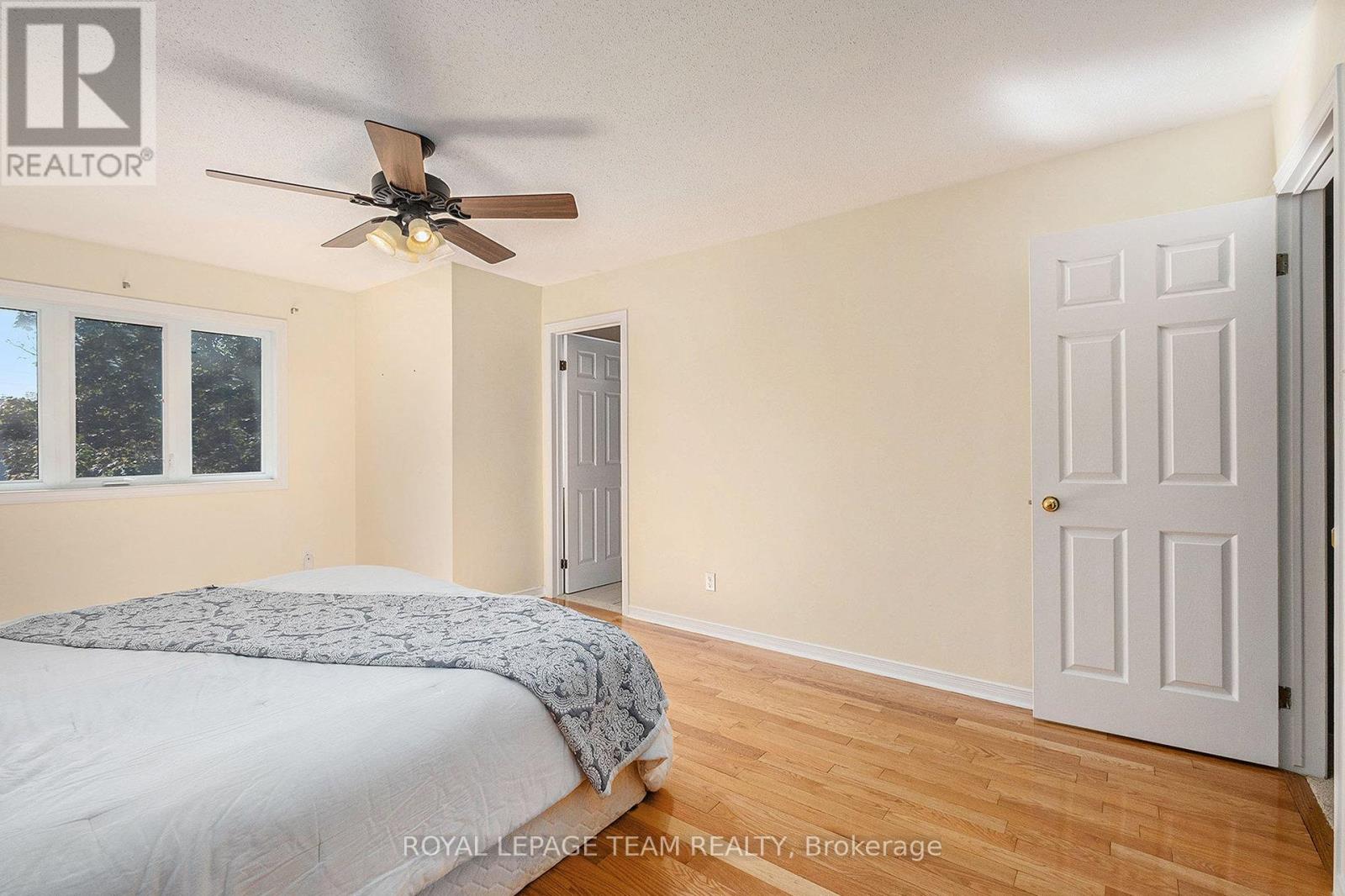 93 Royal Oak Court Court, Ottawa, Ontario  K1T 3N9 - Photo 19 - X12445100