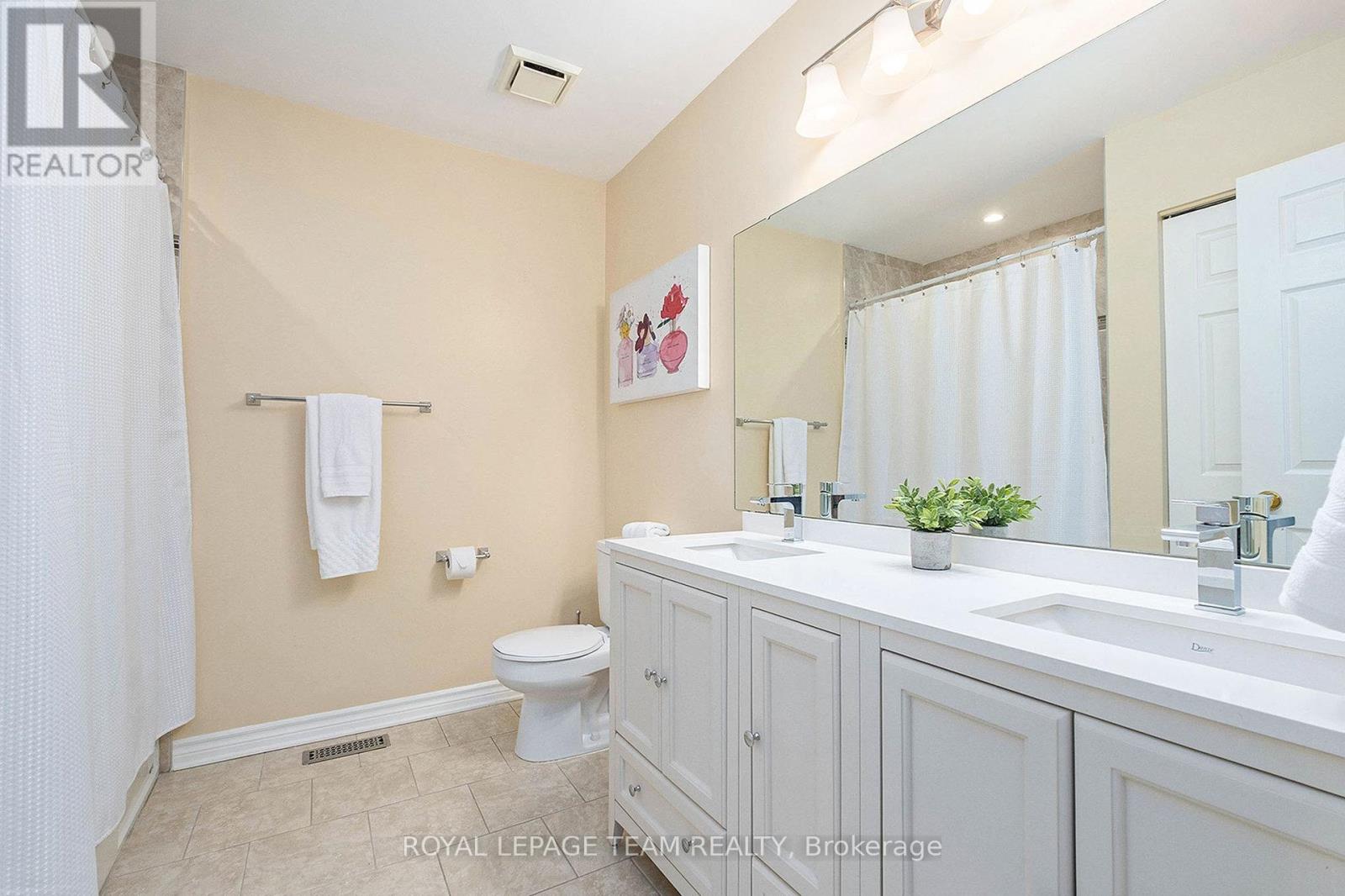 93 Royal Oak Court Court, Ottawa, Ontario  K1T 3N9 - Photo 21 - X12445100