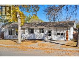 117 3rd STREET E