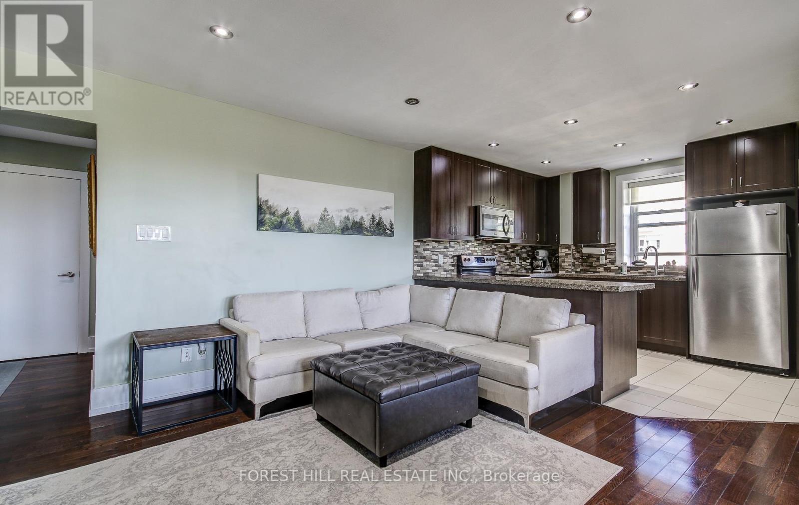 508 - 2603 Bathurst Street, Toronto, Ontario  M6B 2Z6 - Photo 4 - C12459205