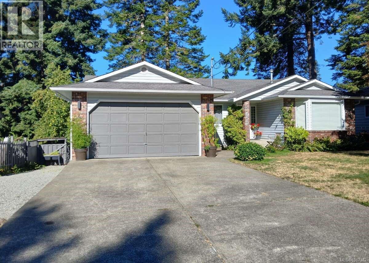 655 Totem Cres, Comox, British Columbia