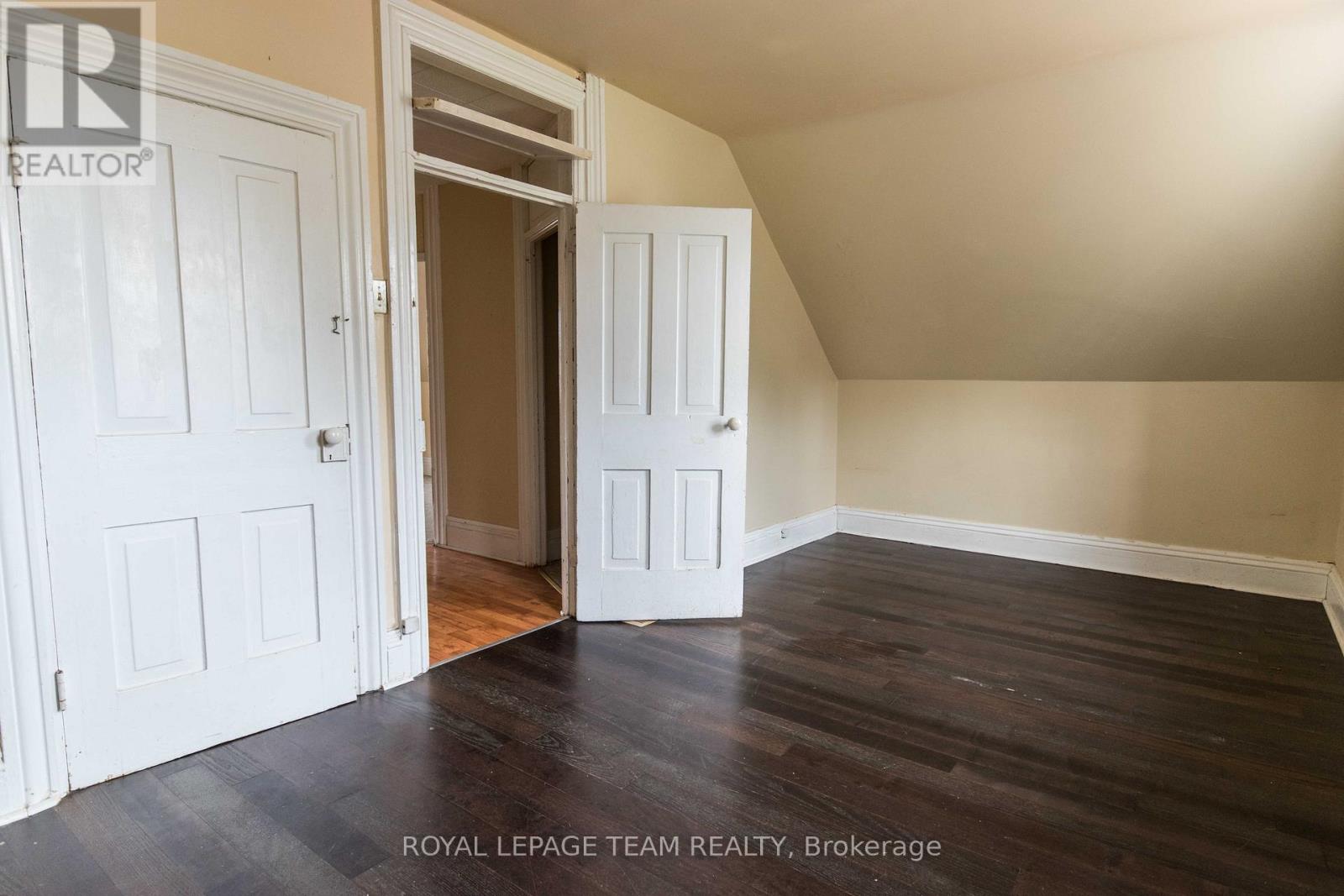45 Coumbes Street, Renfrew, Ontario  K7V 2R5 - Photo 10 - X12459214