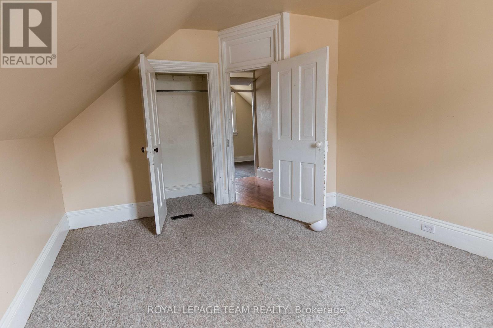 45 Coumbes Street, Renfrew, Ontario  K7V 2R5 - Photo 15 - X12459214