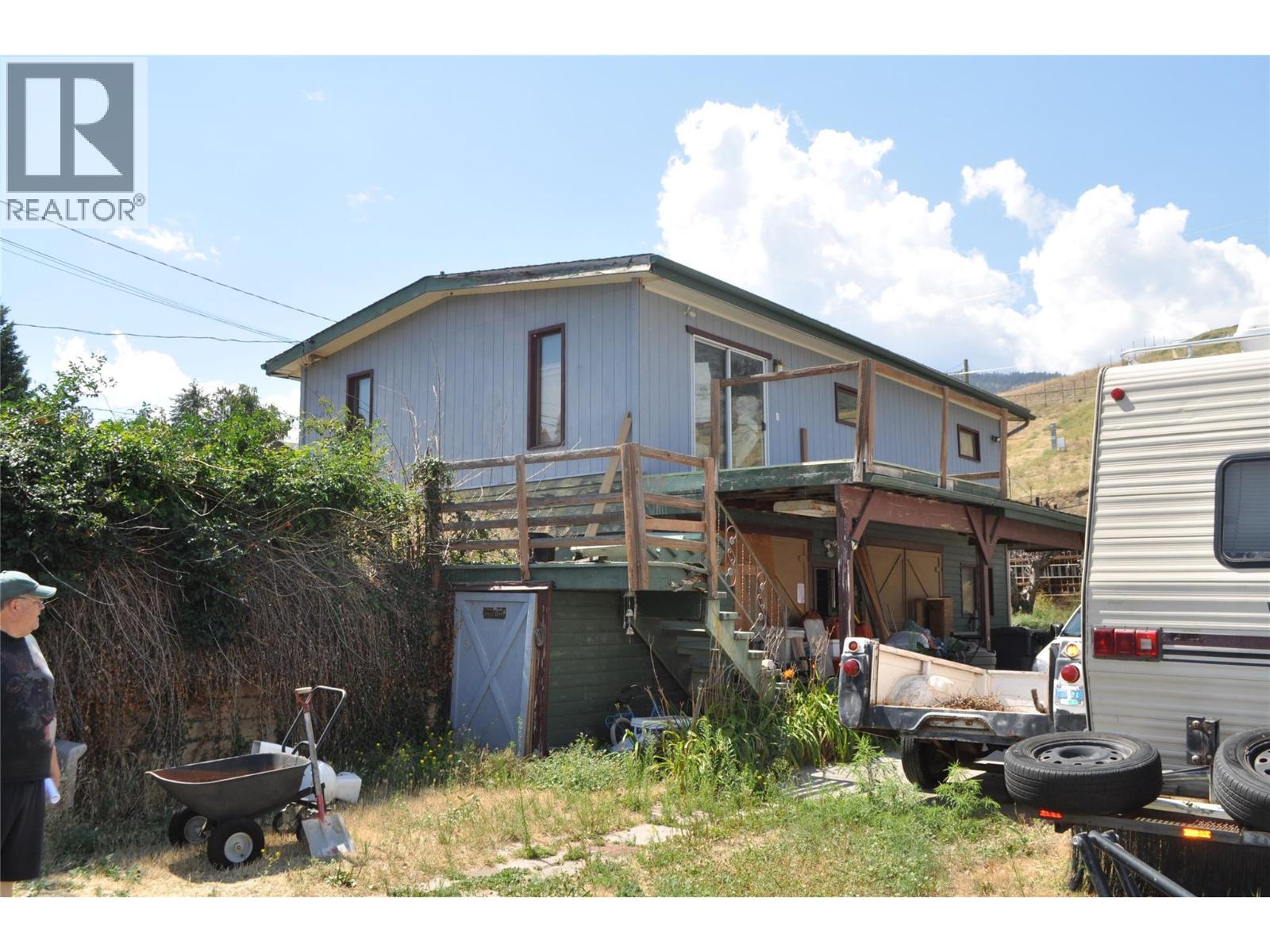 910 Pineview Drive, Kaleden, British Columbia  V0H 1K0 - Photo 2 - 10357344