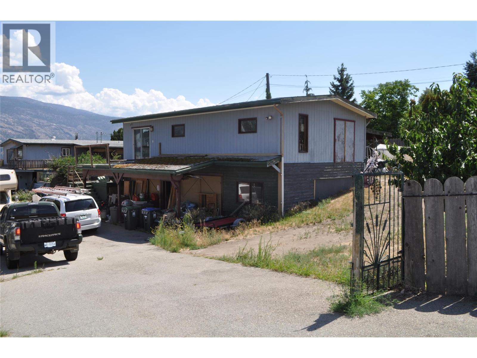 910 Pineview Drive, Kaleden, British Columbia  V0H 1K0 - Photo 5 - 10357344