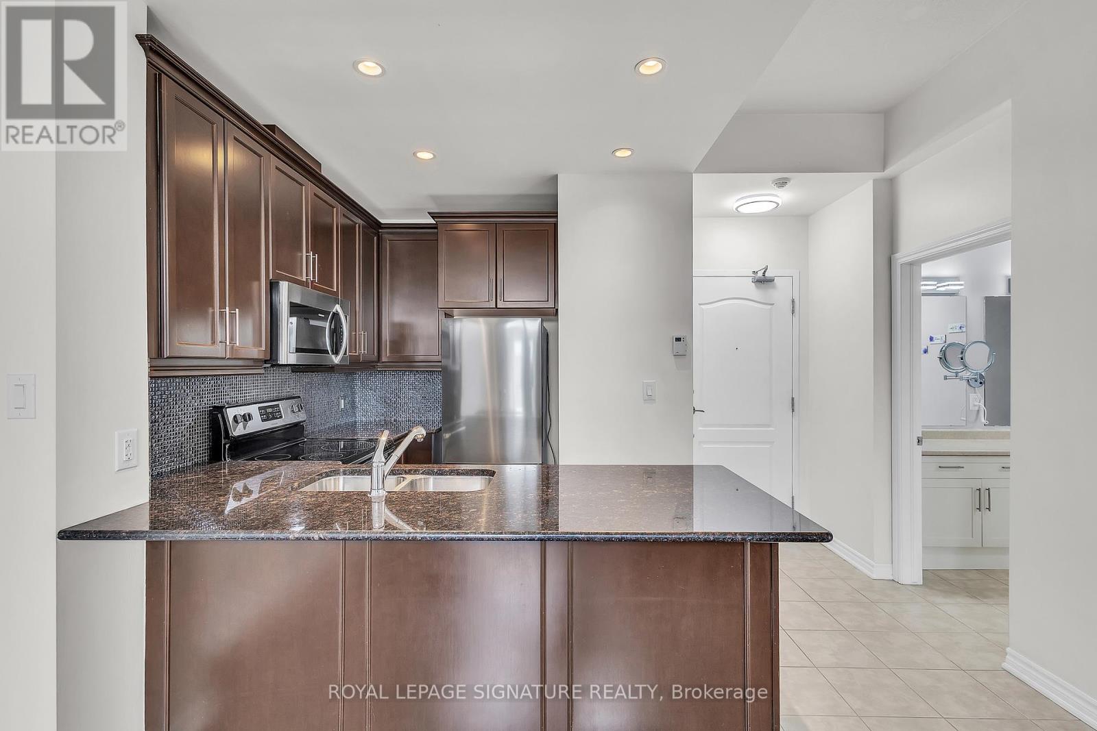 504 - 5327 Upper Middle Road W, Burlington, Ontario  L7L 0E9 - Photo 18 - W12459217
