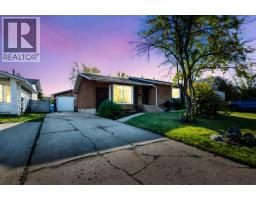 189 Ross Haven Drive Thickwood