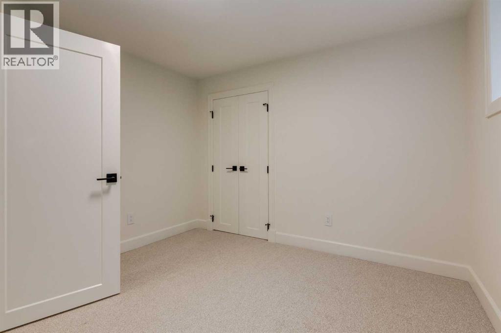 1128 Lake Sylvan Place Se, Calgary, Alberta  T2J 2P6 - Photo 41 - A2263469