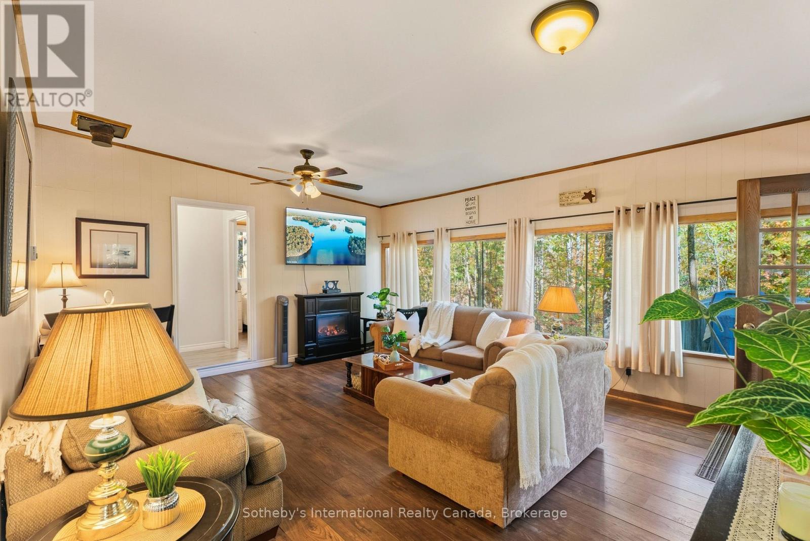 1161 North Kahshe Lake Road, Gravenhurst (Morrison), Ontario  P0E 1G0 - Photo 11 - X12459220