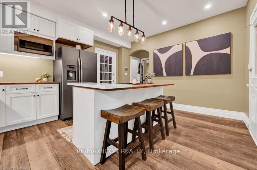 115 Cedar Street, Cambridge, Ontario  N1S 1V7 - Photo 3 - X12459211
