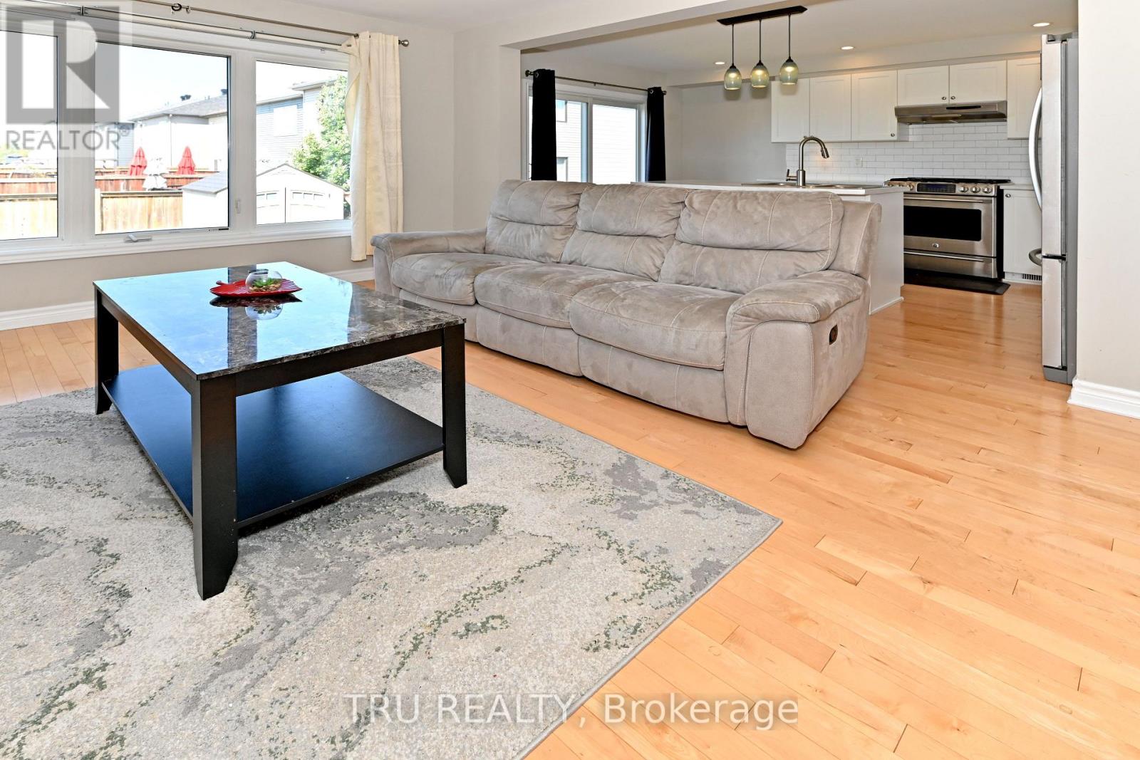 501 Paine Avenue, Ottawa, Ontario  K2T 0K7 - Photo 13 - X12459228
