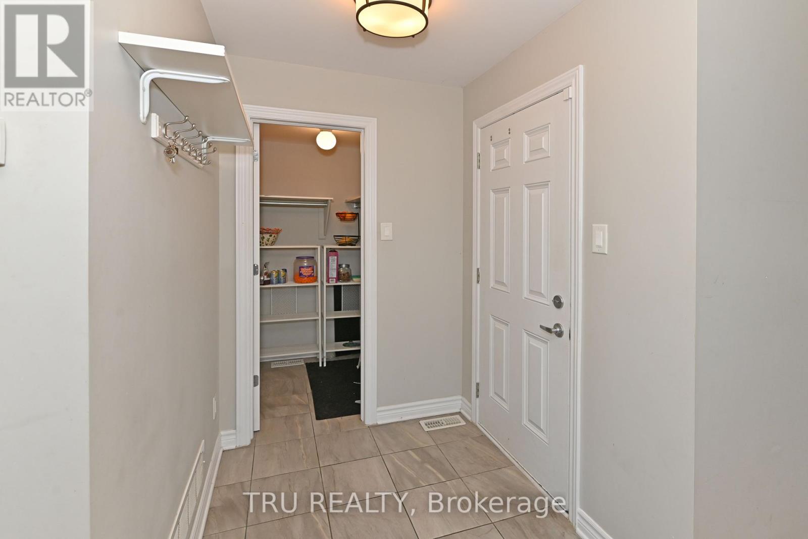 501 Paine Avenue, Ottawa, Ontario  K2T 0K7 - Photo 22 - X12459228